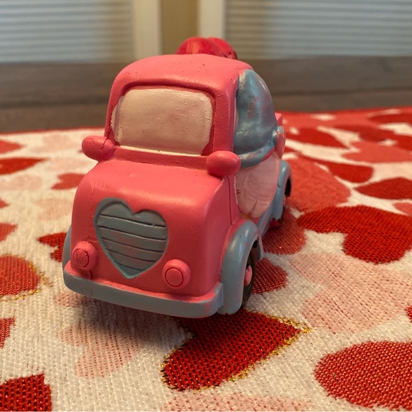 Valentine’s Day Gnome Decor, Valentine’s Day LED Lighted Gnome Cars Set Of 2 - Picture 8 of 16